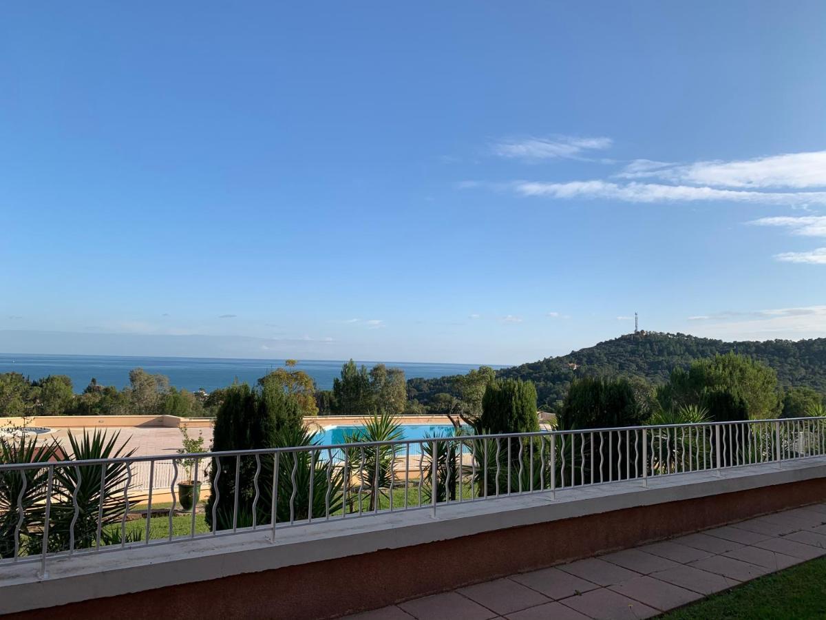 Saint Raphael, Cap Esterel Le Hameau. Vue Mer エクステリア 写真
